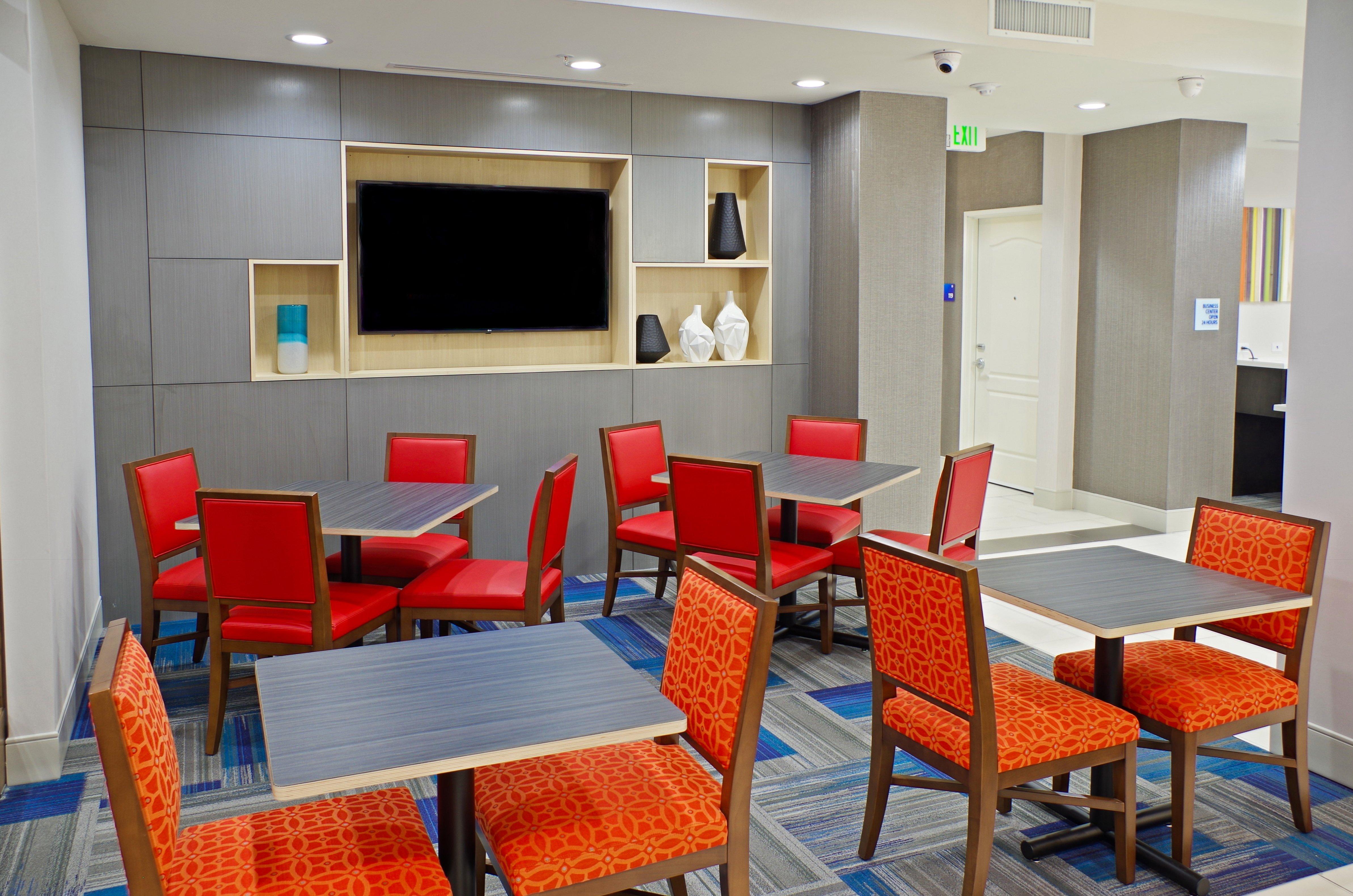 Holiday Inn Express & Suites - Phoenix North - Scottsdale By Ihg Dış mekan fotoğraf